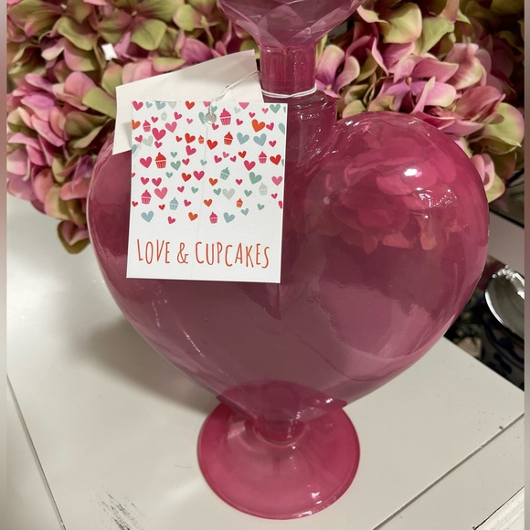 Valentine Glass Candy Heart Potion Bottle Love & Cupcakes Viral Tik Tok NWT - Picture 4 of 4